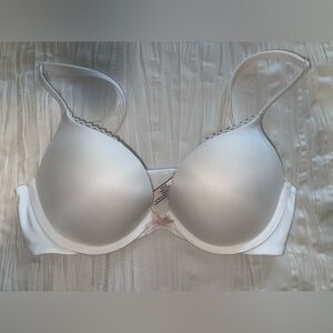 Victoria's Secret White Bra with Pink Accent